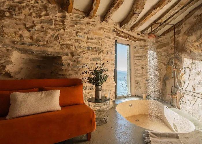 Σπίτι διακοπών Eugenia - Pool E Garden Retreat In ...